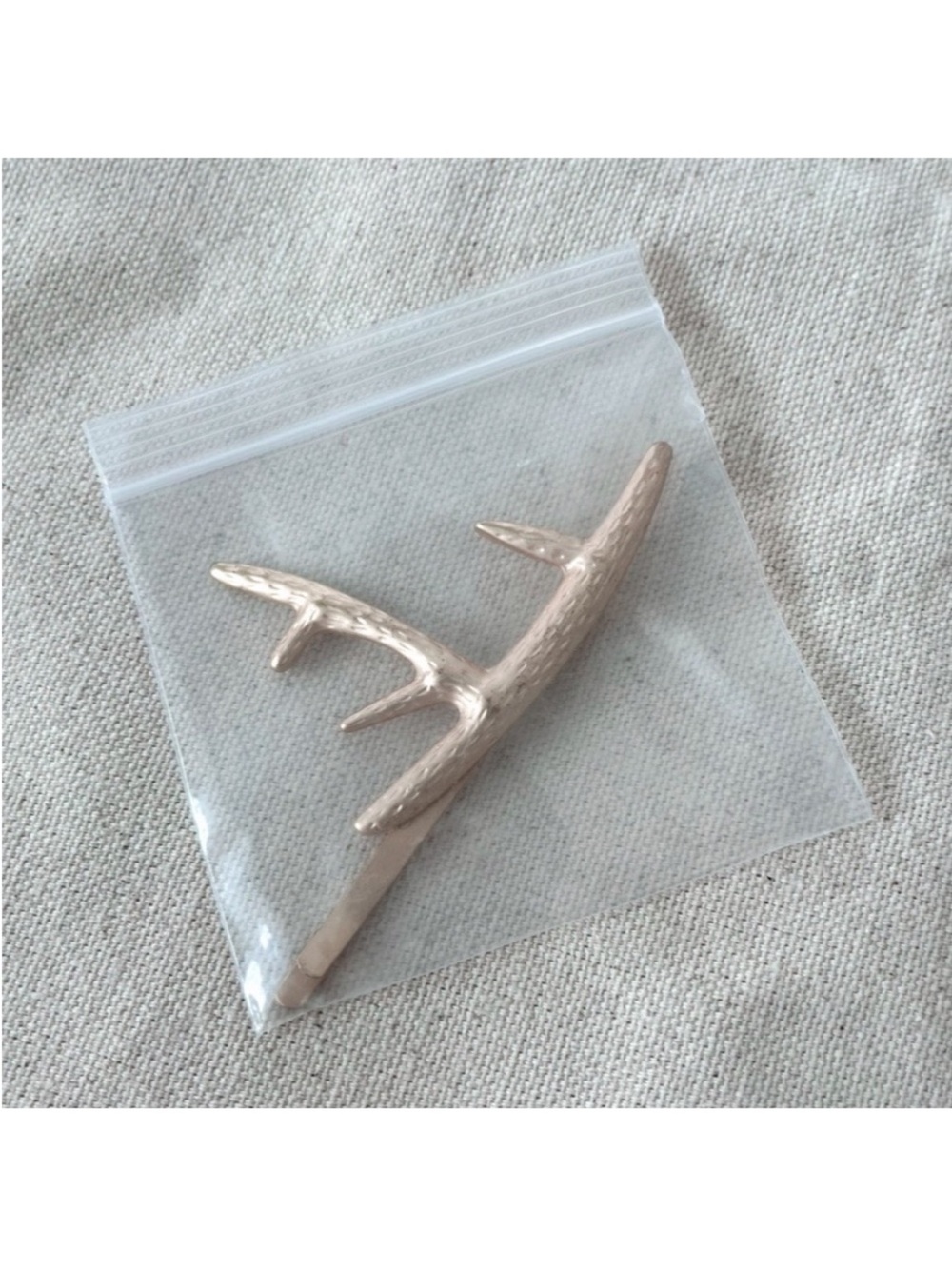 BOUTIQUE Gold Deer Antler Hair Clip - Picture 6 of 10